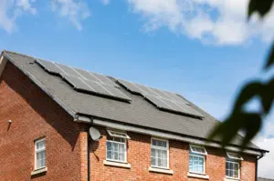 zonnepanelen op een huurwoning wat mag wel en wat niet